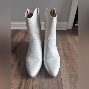 Soda White Ankle Boots